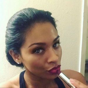 Meet your Posher, Nerfitte